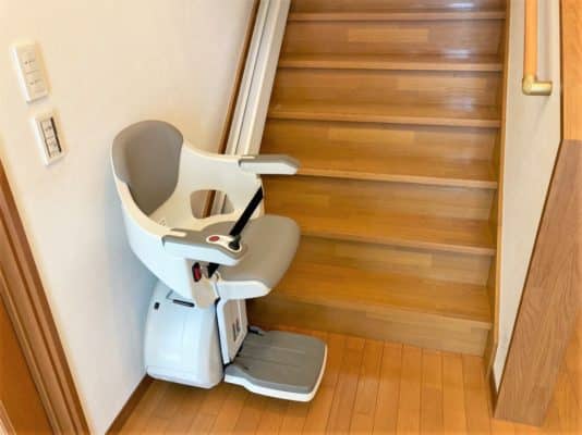 階段昇降機、直線型、屋内用、福祉用具