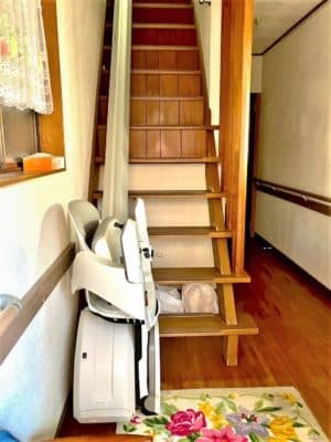 階段昇降機、階段リフト、福祉用具