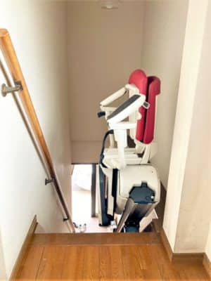 いす式階段昇降機、福祉用具レンタル、階段