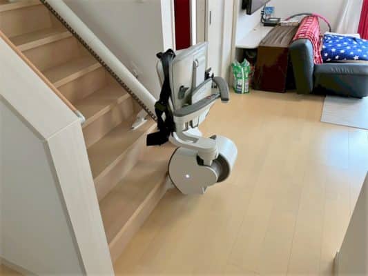 階段昇降機、階段リフト、福祉用具