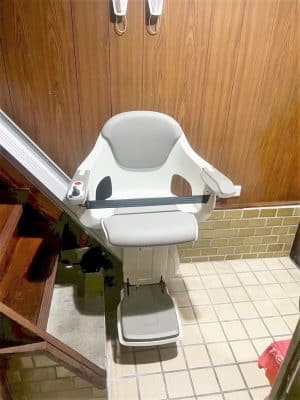 階段昇降機、階段リフト、福祉用具