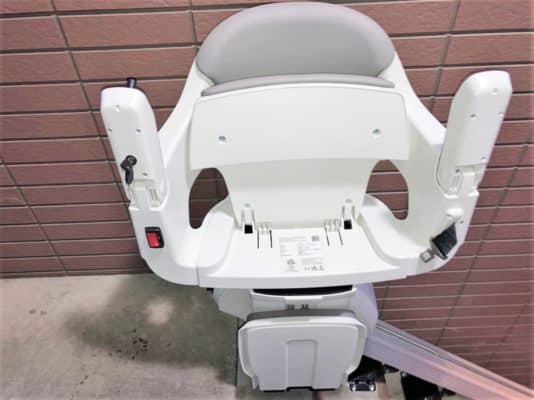階段昇降機、階段リフト、福祉用具