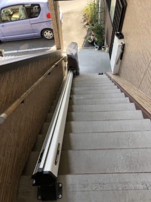 仙台　階段昇降機