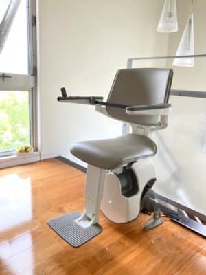 階段昇降機　曲線型　S200