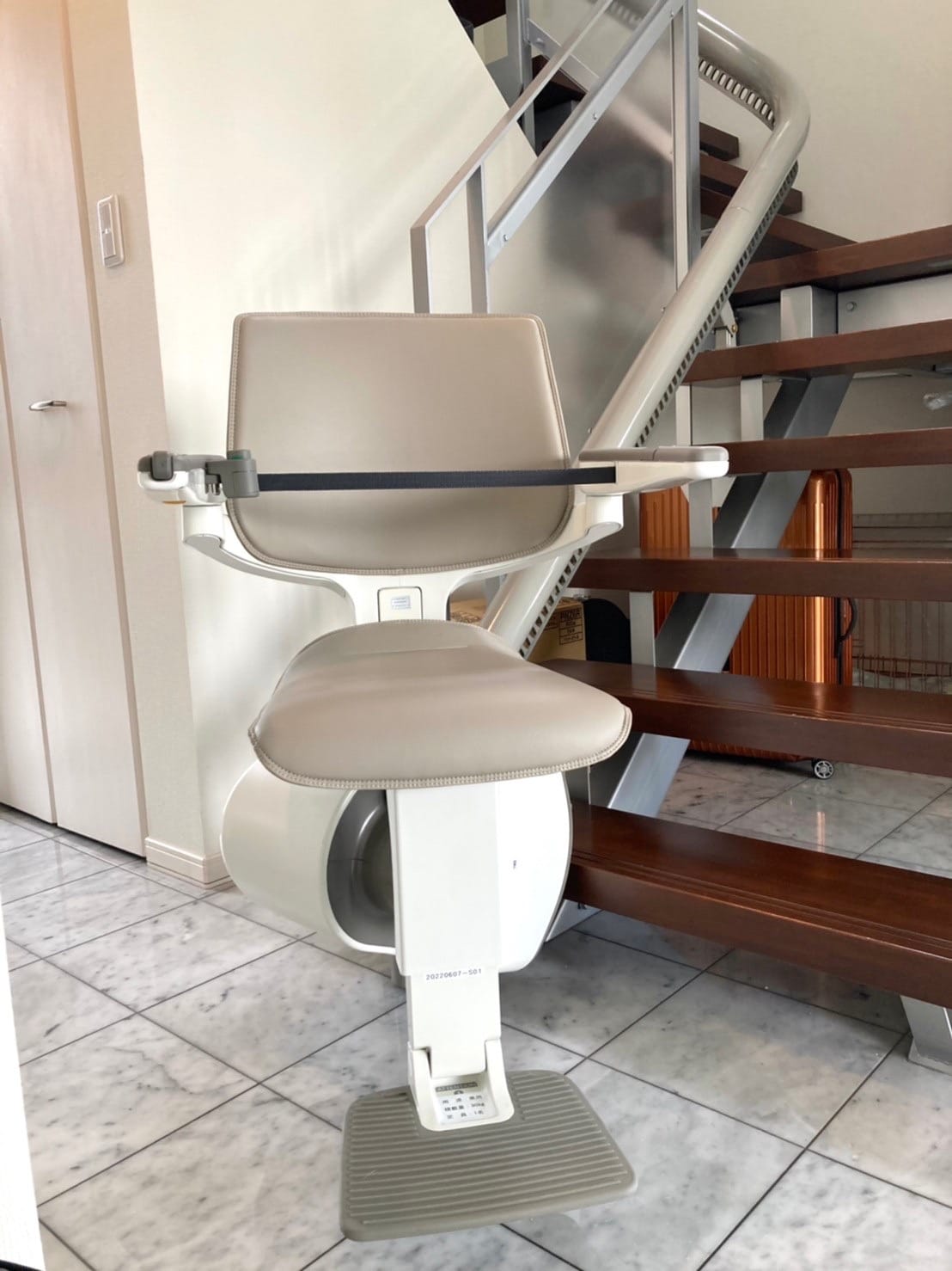 階段昇降機 曲線型 S200