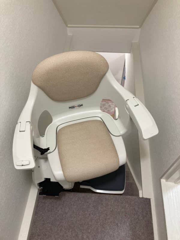 階段昇降機　屋内用　レバント