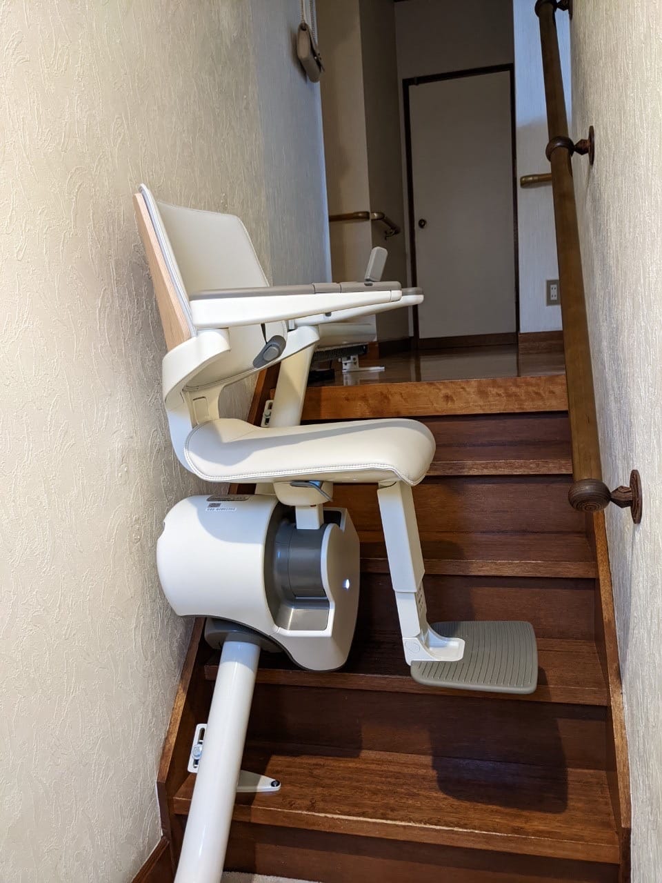 階段昇降機 曲線型 S200