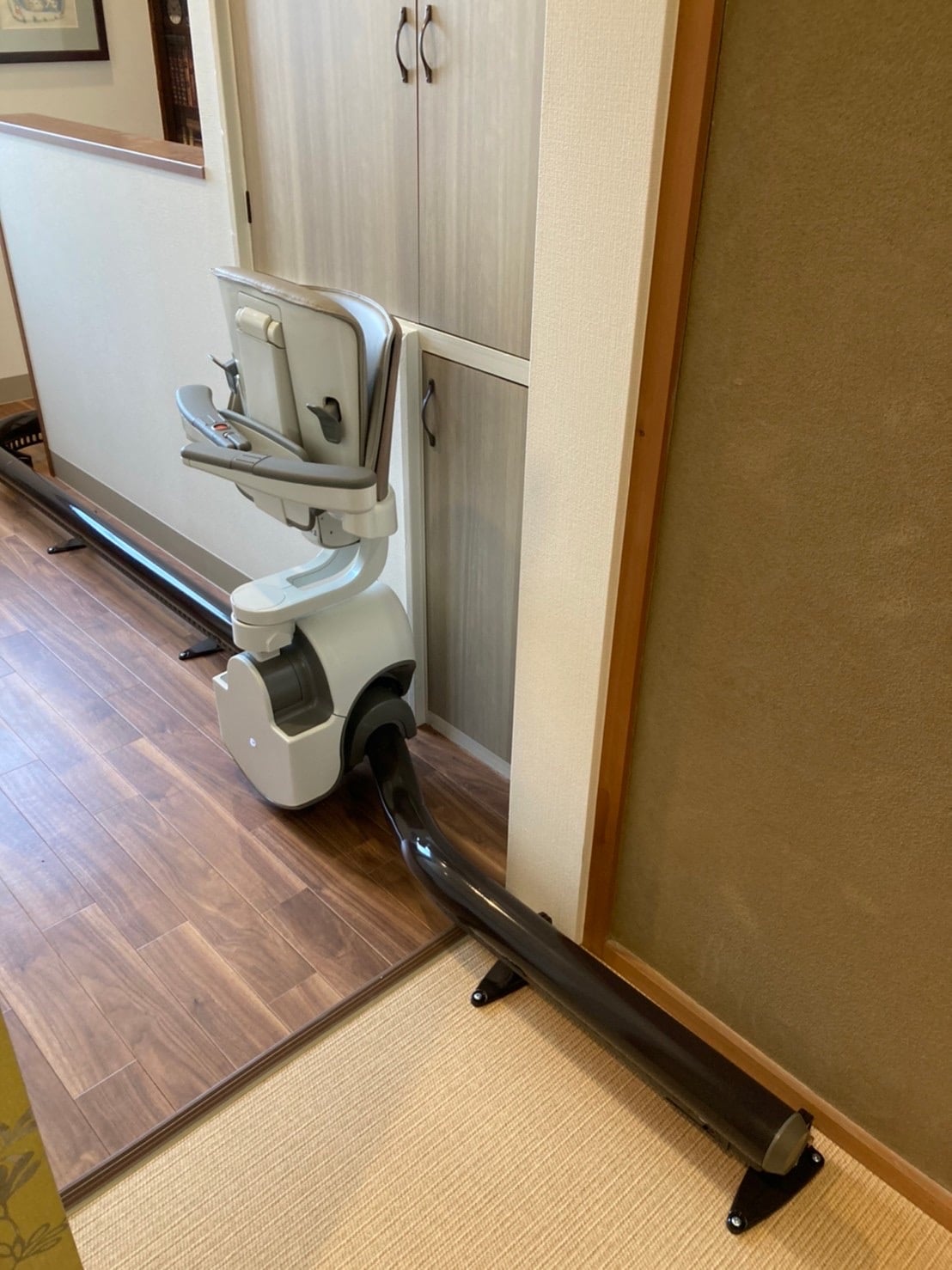 階段昇降機 S200 曲線型