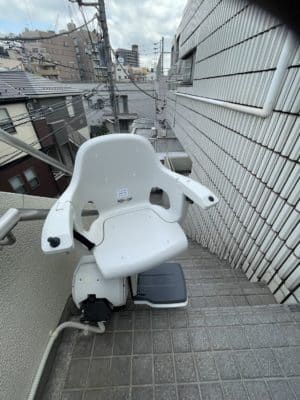 階段昇降機 屋外用直線タイプ