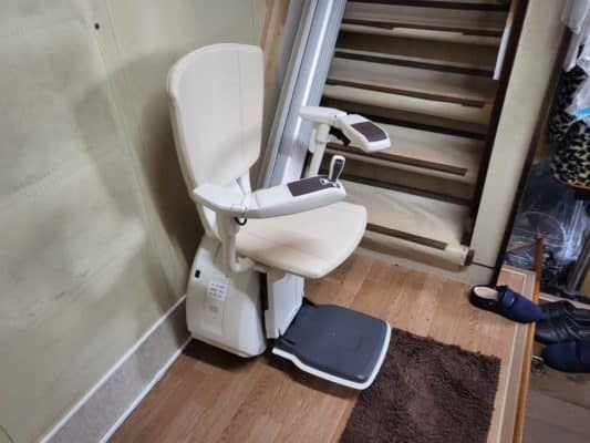 階段昇降機　レンタル