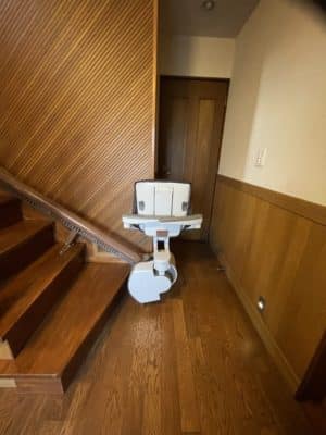 階段昇降機 曲線型　S200