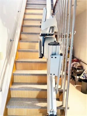 階段リフト、いす式階段昇降機、福祉用具