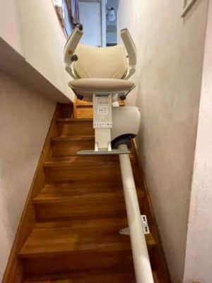 階段昇降機　曲線型　S200