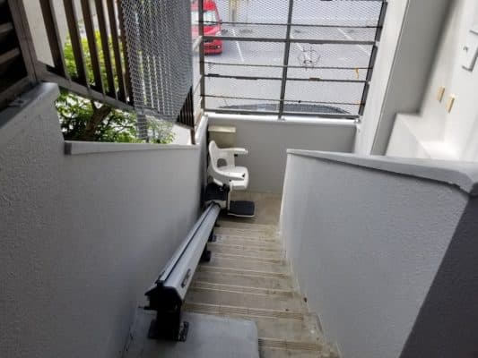 階段昇降機設置後上