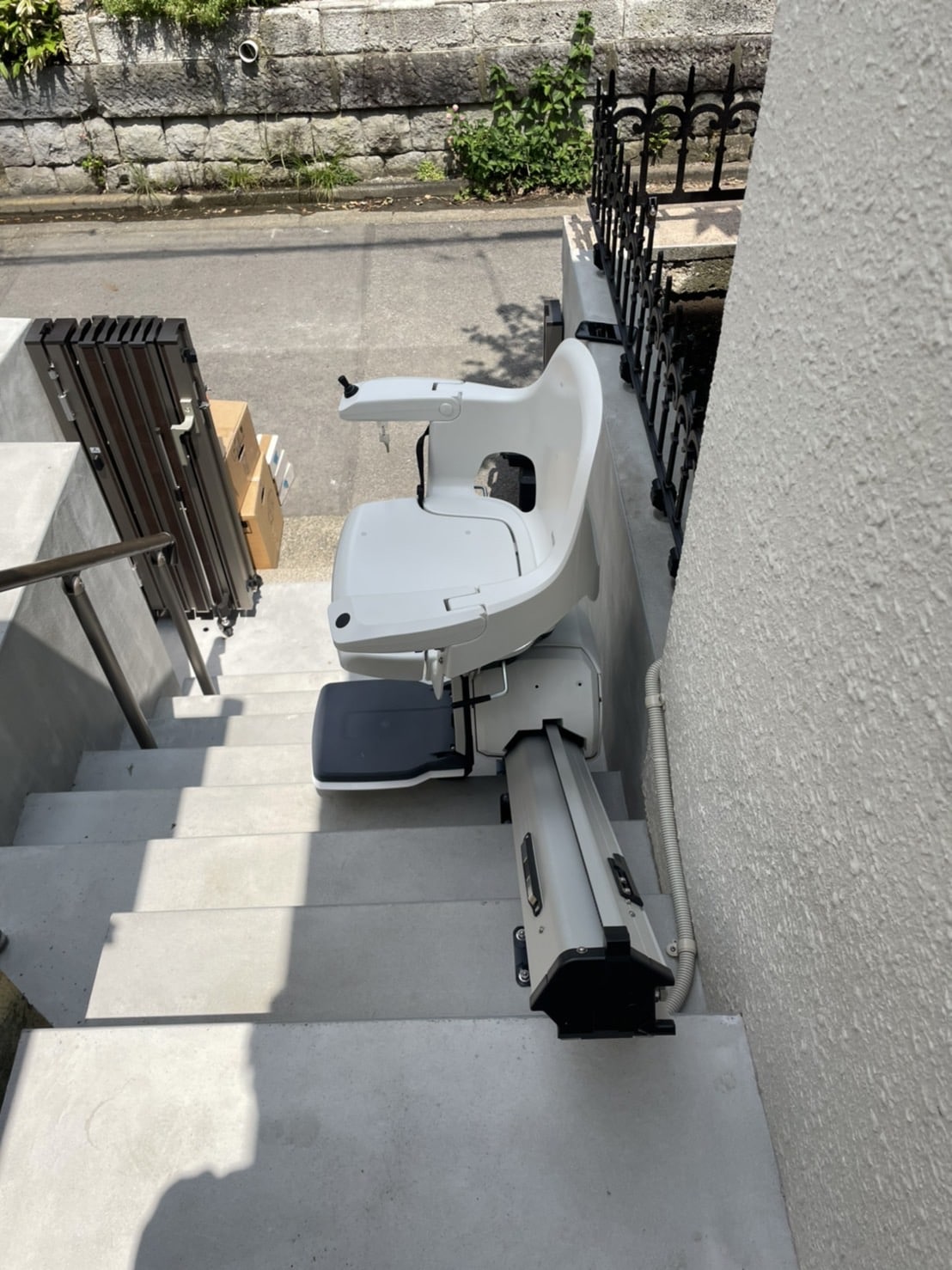 階段昇降機 レバントアウトドア