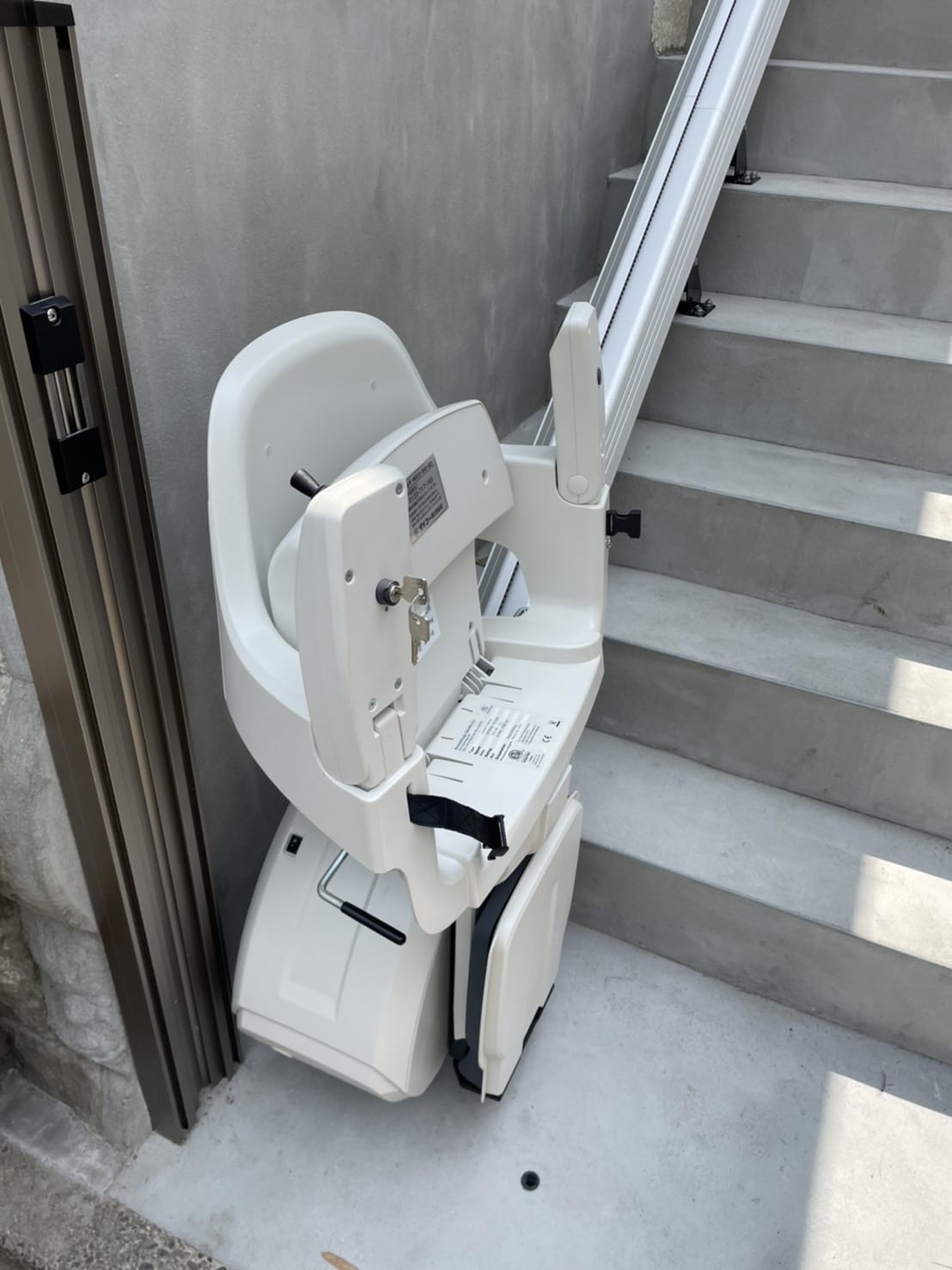 階段昇降機　レバントアウトドア