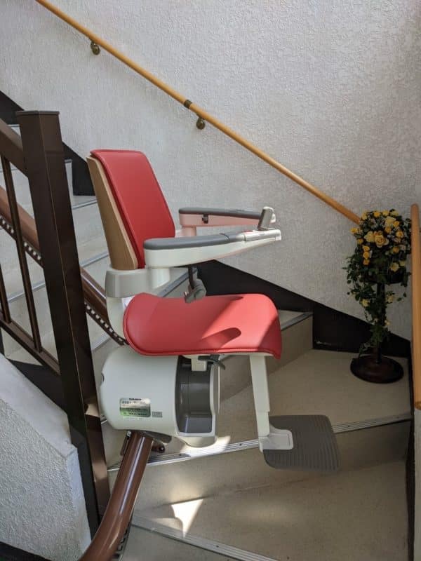 階段昇降機 曲線型　S200