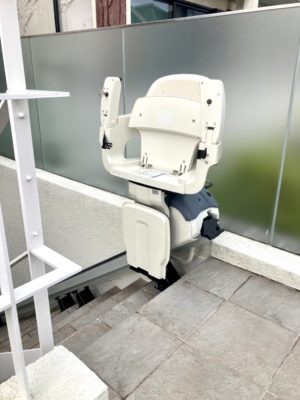階段昇降機、昇降リフト、福祉用具、レンタル