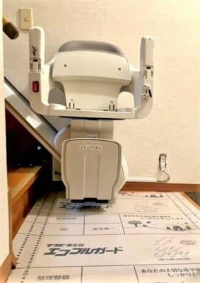 いす式階段昇降機、自宅用福祉用具、階段