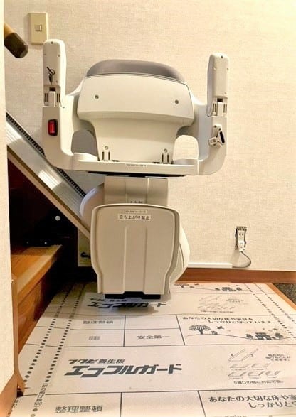 いす式階段昇降機、自宅用福祉用具、階段