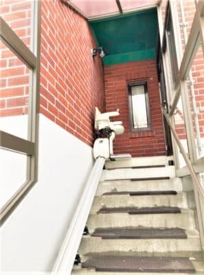 階段昇降機、直線型、屋内用、レンタルできる福祉用具