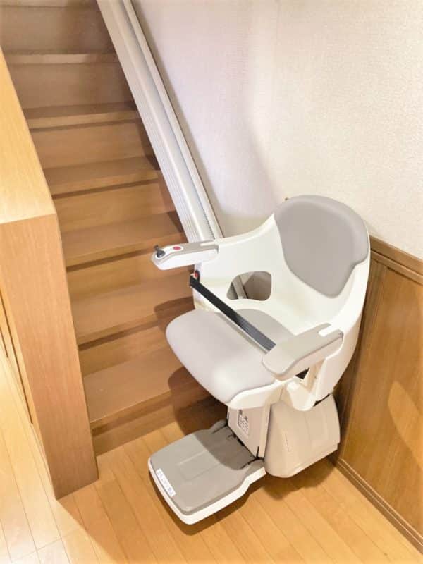 階段昇降機、直線型、屋内用、家庭用福祉用具