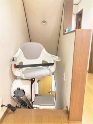 階段昇降機、直線型、屋内用、家庭用福祉用具