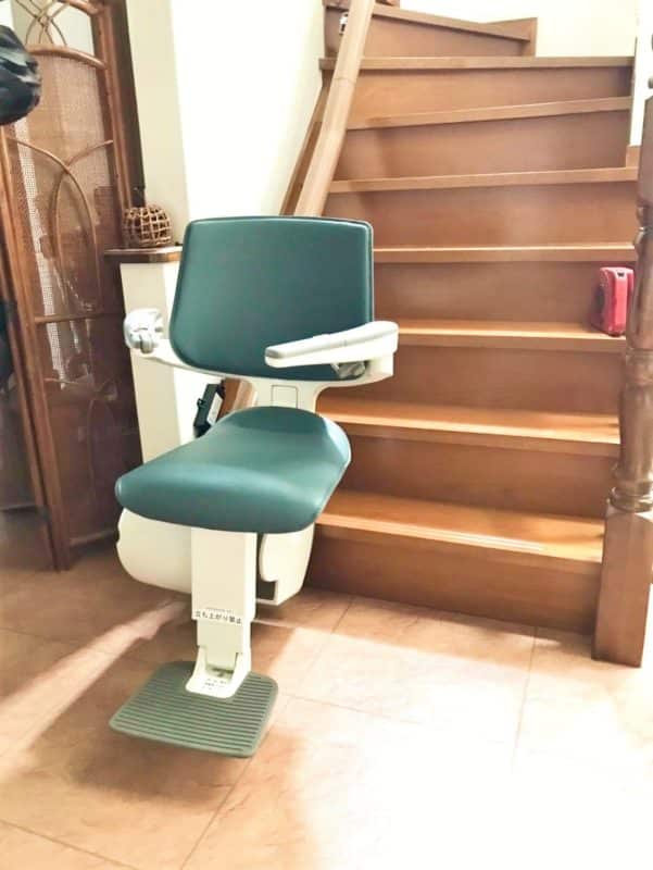 階段昇降機、階段リフト、福祉用具