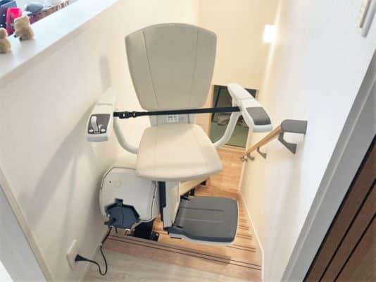 階段昇降機、直線型、屋内用、家庭用福祉用具