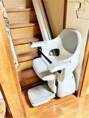 階段リフト、いす式階段昇降機、福祉用具