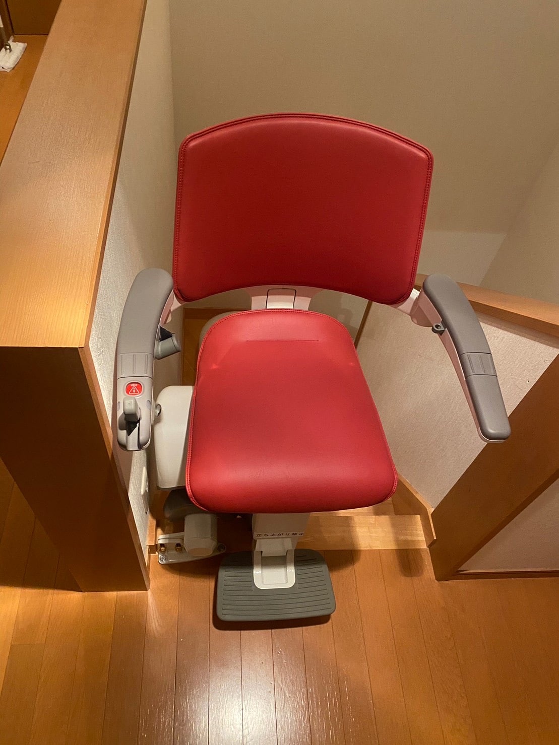 階段昇降機　屋内曲線型　S200