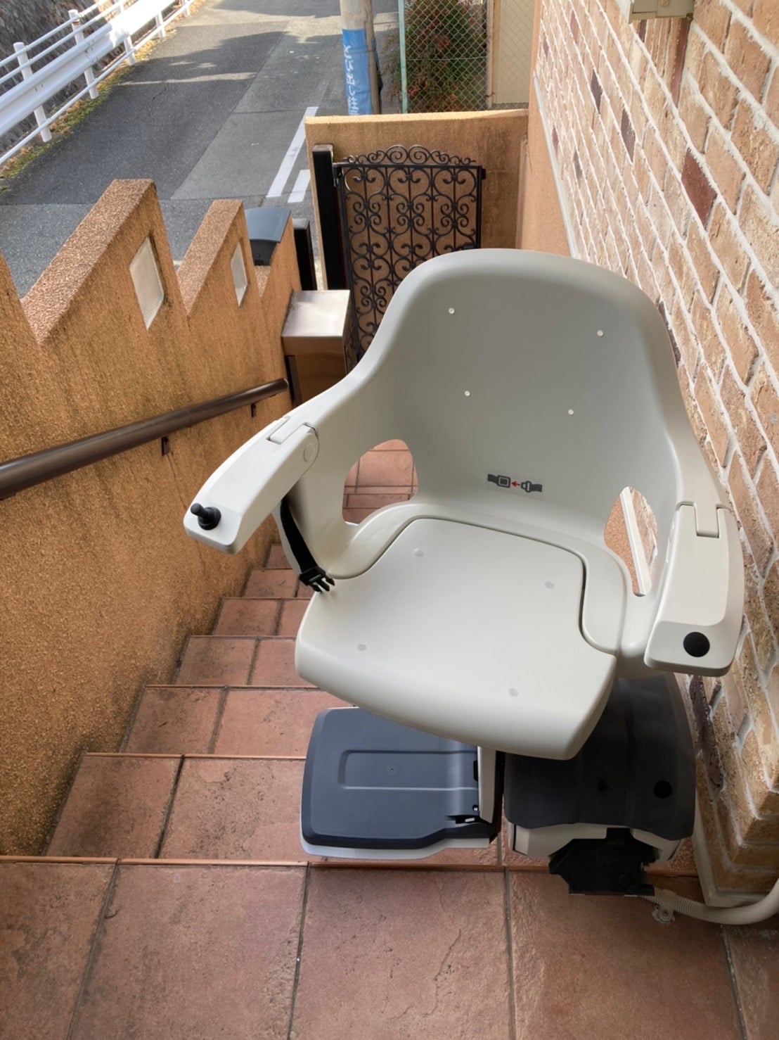 階段昇降機 屋外用 レバントアウトドア