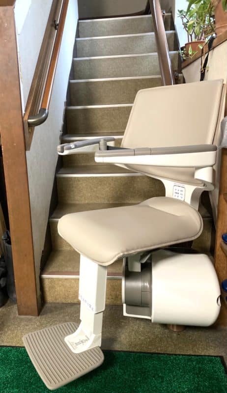 階段昇降機　屋内　曲線型