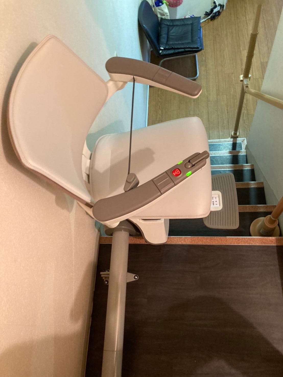 階段昇降機　S200　曲線型