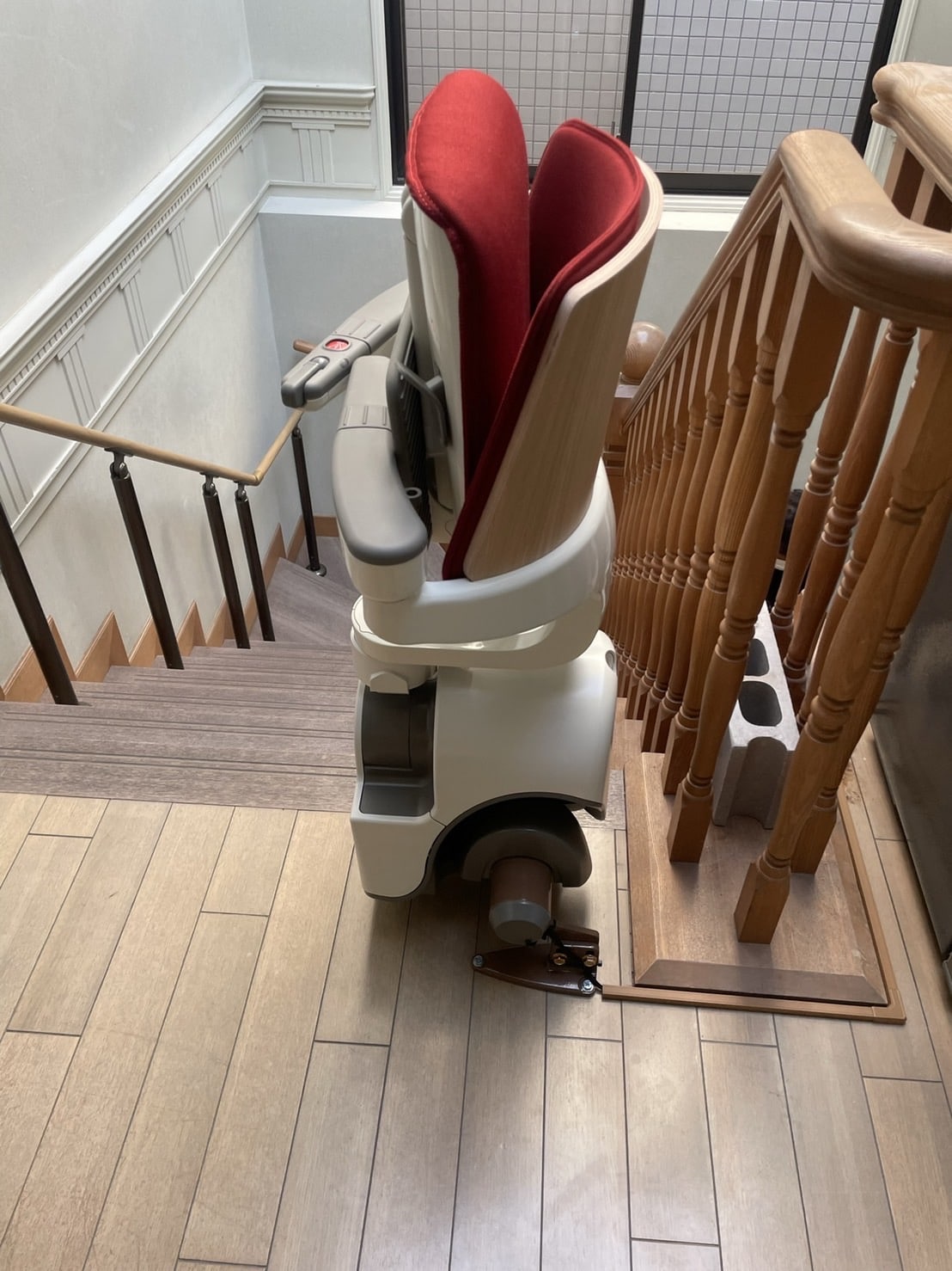 階段昇降機　屋内曲線型　S200