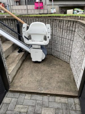 階段昇降機 屋外用 レバントアウトドア