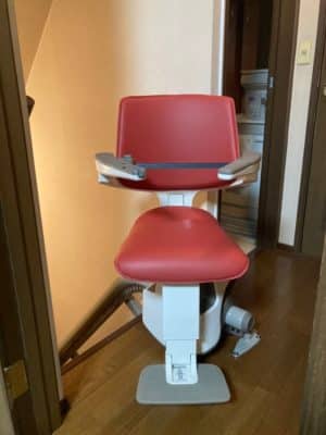 階段昇降機　曲線型　S200