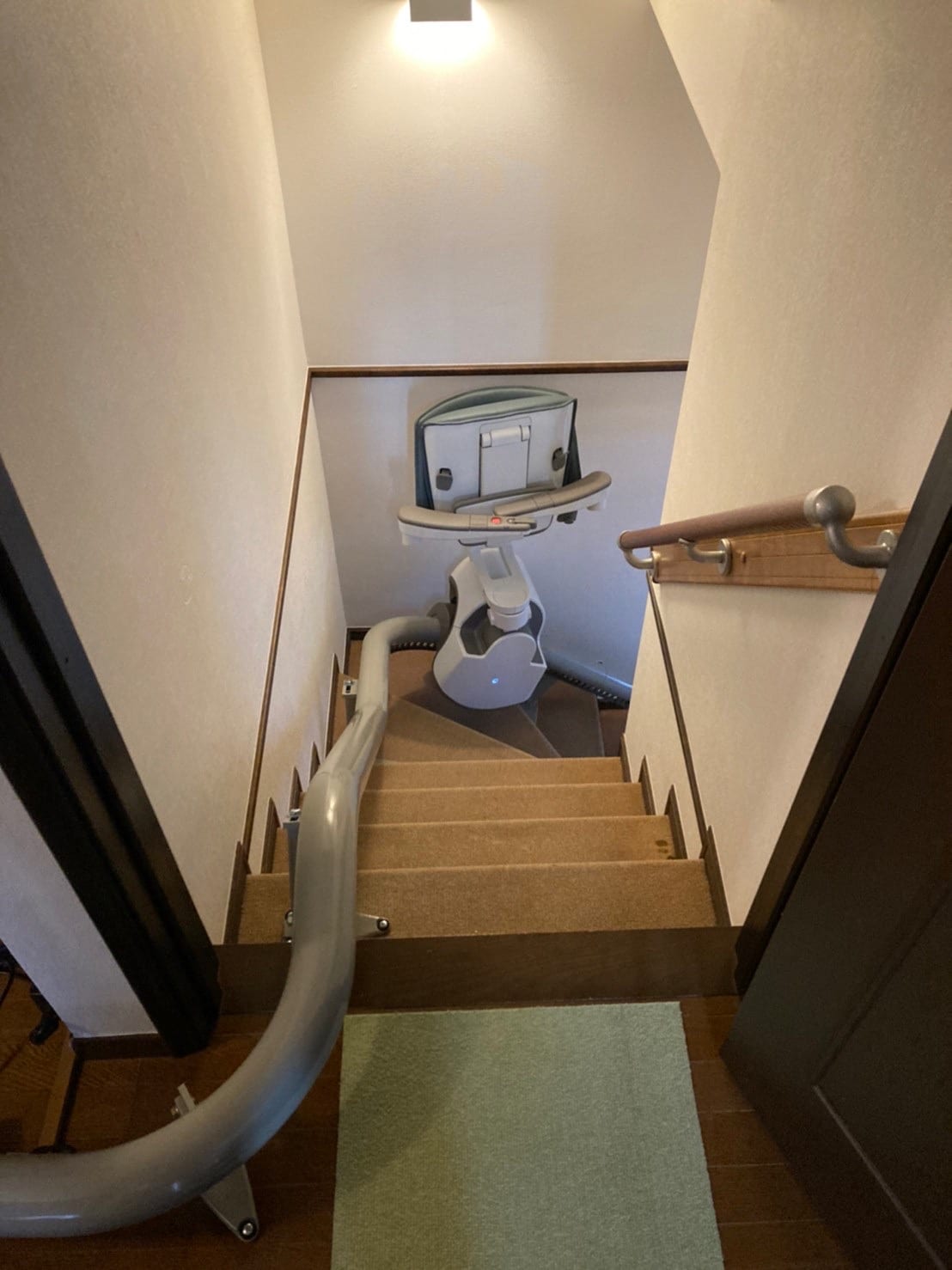 階段昇降機 屋内曲線型 S200