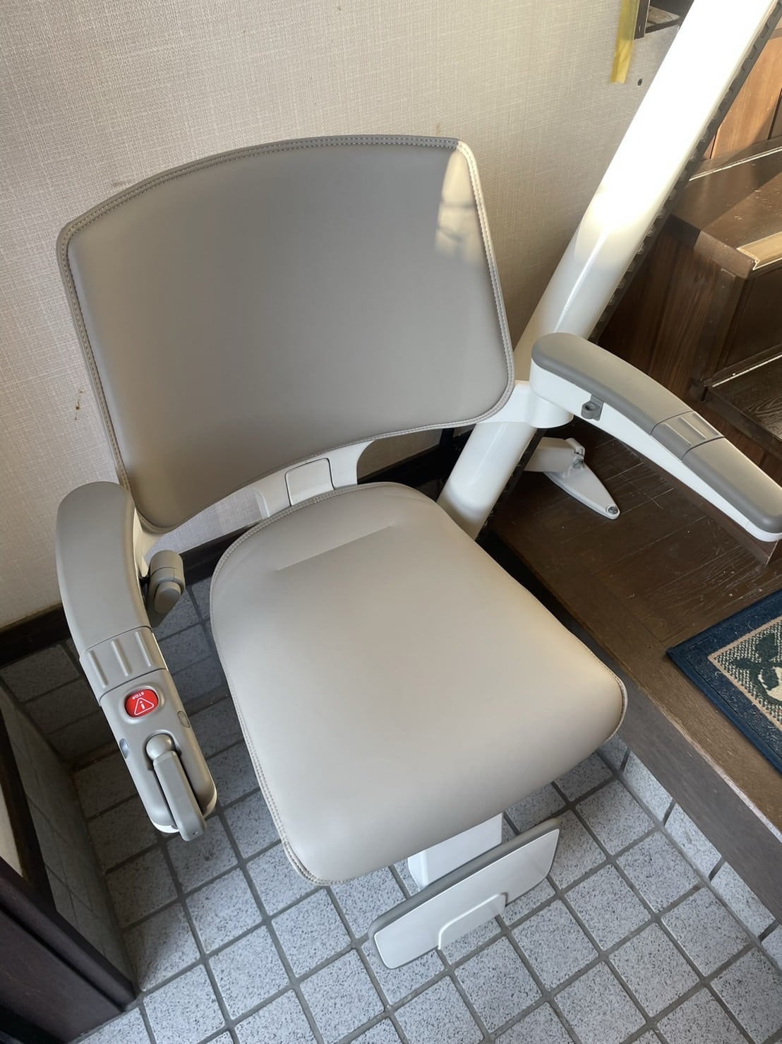 階段昇降機　屋内　曲線型　S200