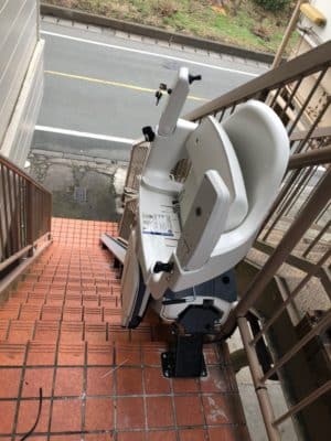 屋外用階段昇降機