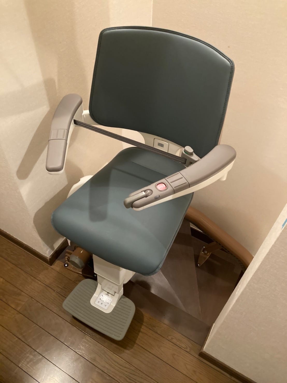 階段昇降機 屋内曲線型 S200