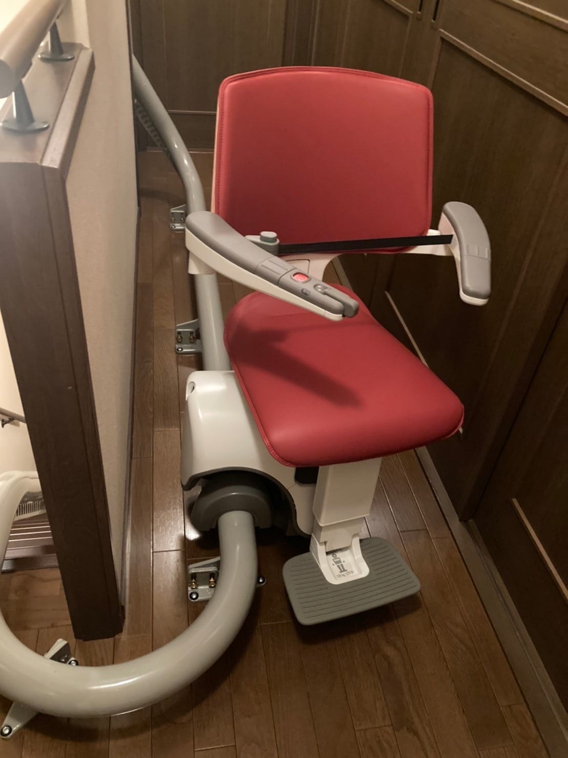 階段昇降機　曲線型　S200