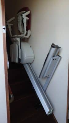 階段昇降機（レール折畳）